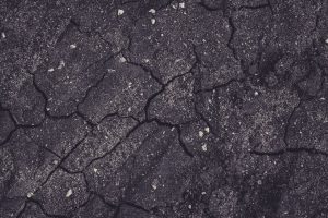 Read more about the article Improving Curb Appeal and Safety With Asphalt Sealcoating in Colorado Springs