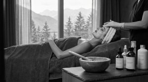 Read more about the article How to Choose the Best Facial in Colorado Springs