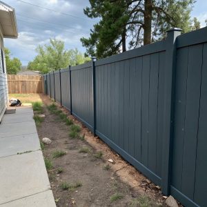 Read more about the article Smart Tips for Affordable Fence Repair Littleton CO